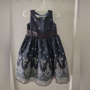 New Little Girl Dress